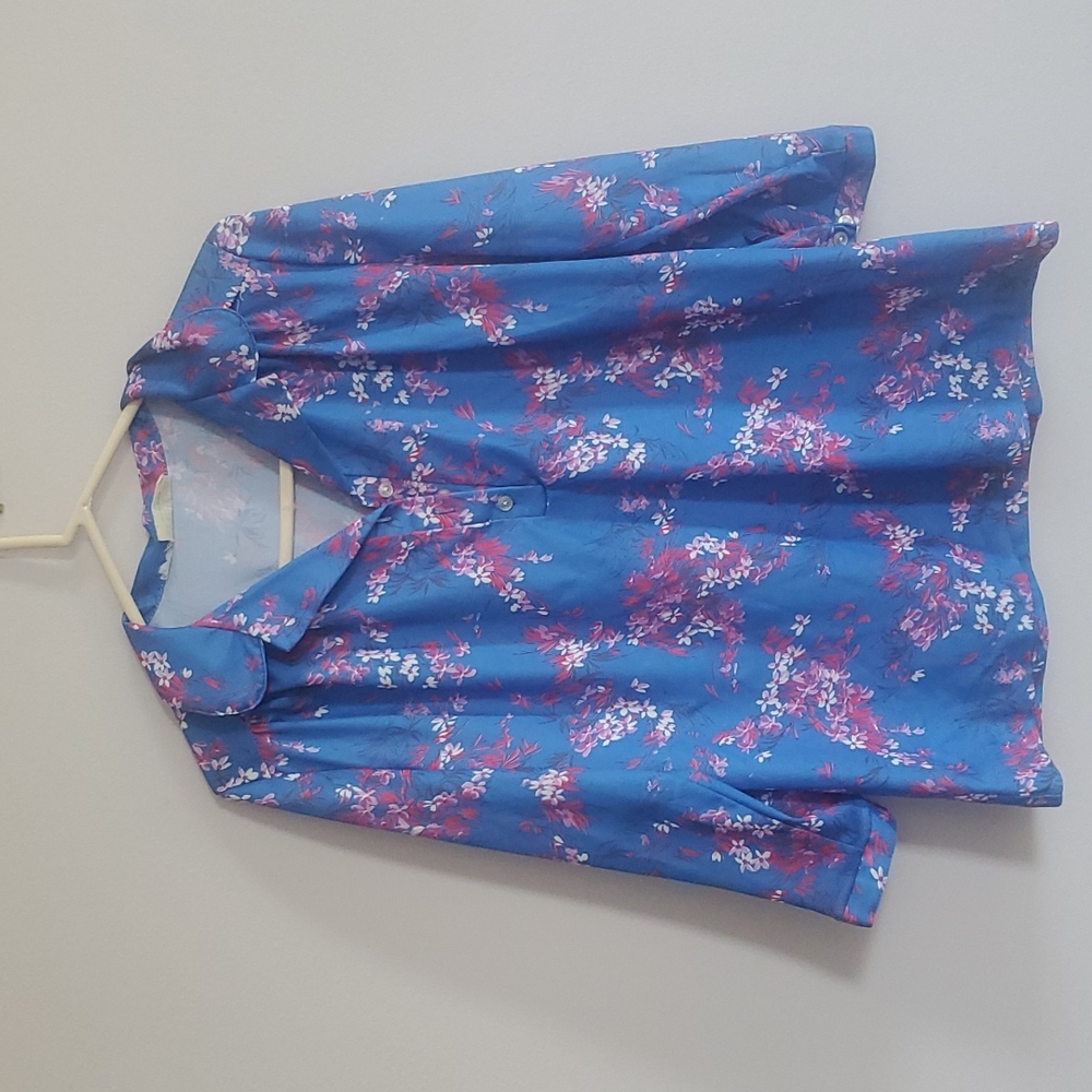 Show Time Made in Miami, FL blue floral vintage shirt